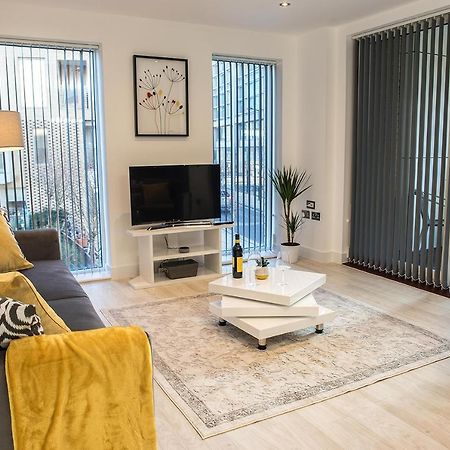 Luxury King Bed Apartment & Free Parking Cambridge  Dış mekan fotoğraf