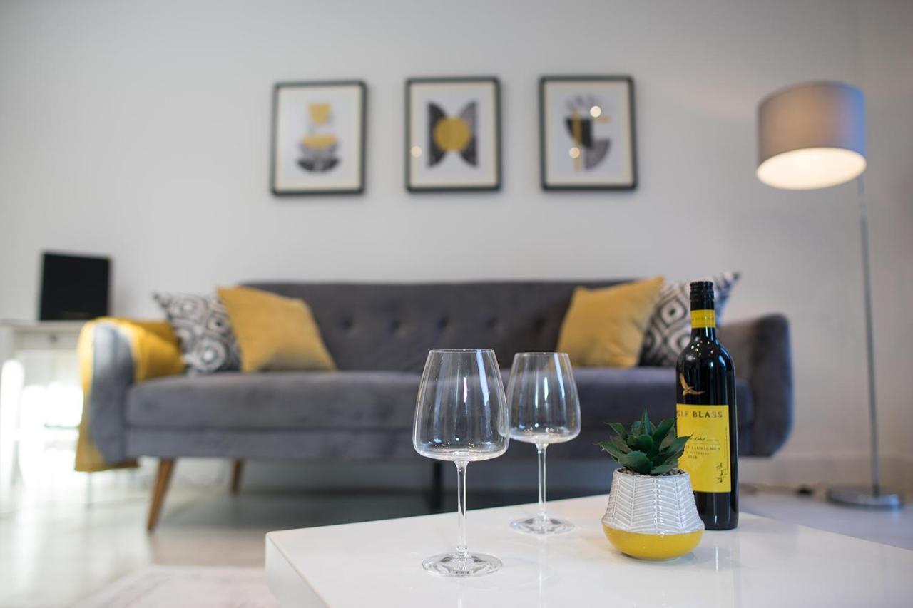 Luxury King Bed Apartment & Free Parking Cambridge  Dış mekan fotoğraf