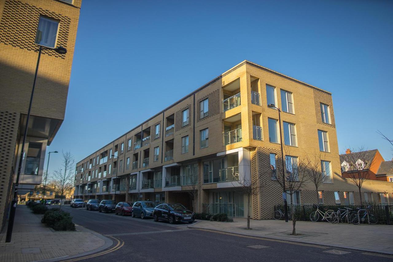 Luxury King Bed Apartment & Free Parking Cambridge  Dış mekan fotoğraf